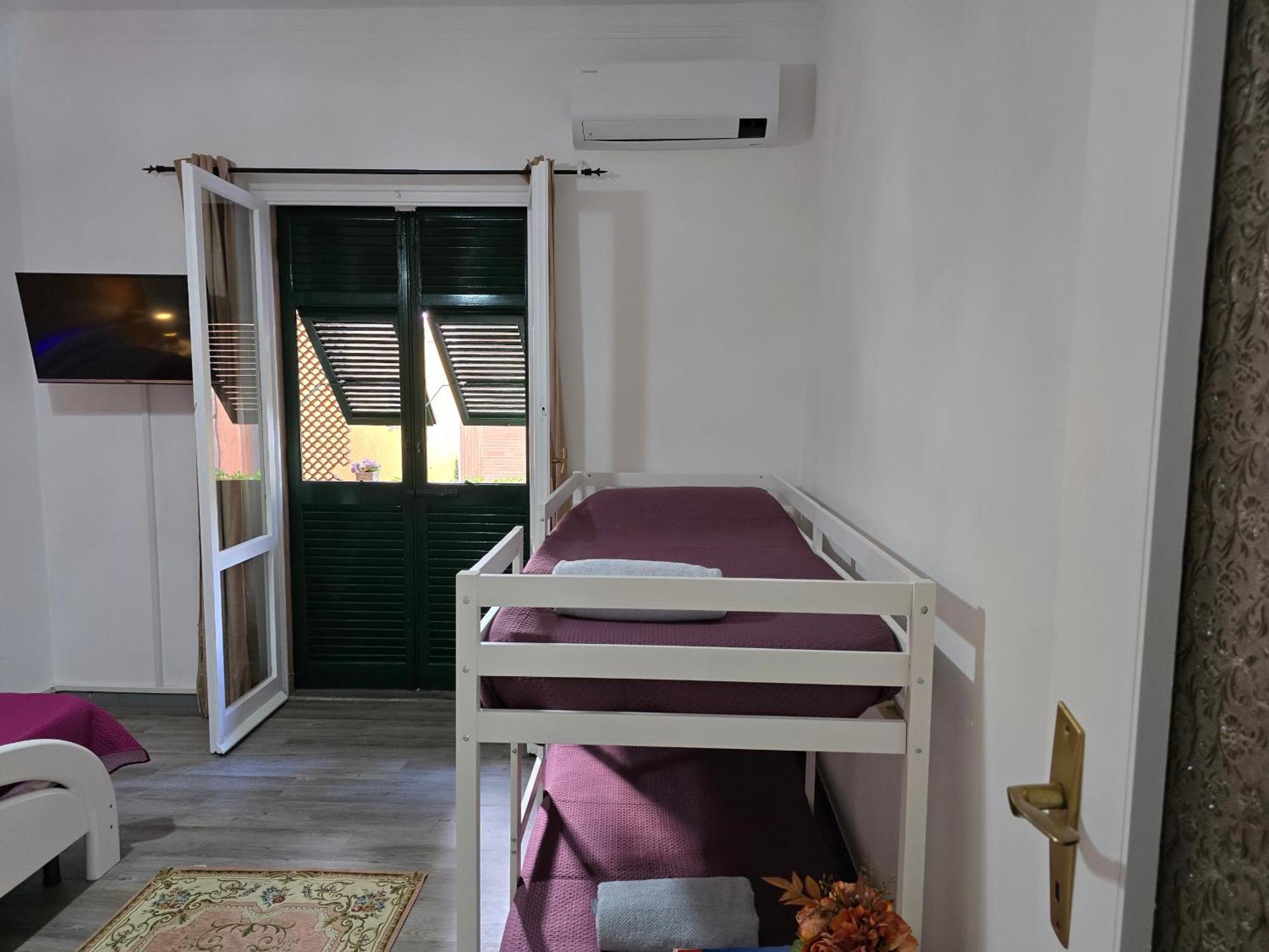 Golden Holidays Lavagna Habitación foto